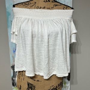 Free People off the shoulder top!  So cute!! White; size M 💋